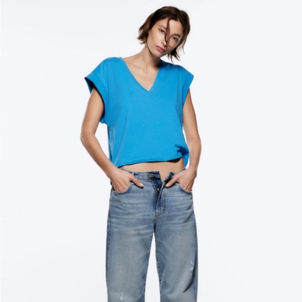 Women's Bright Blue V-Neck Cropped Top